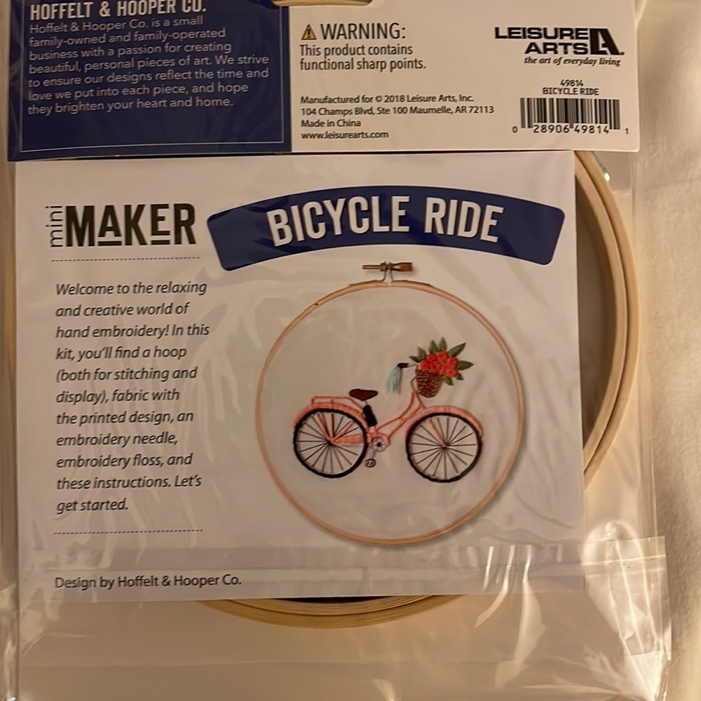 13 piece Embroidery Project Bicycle Ride - Picture 2 of 2